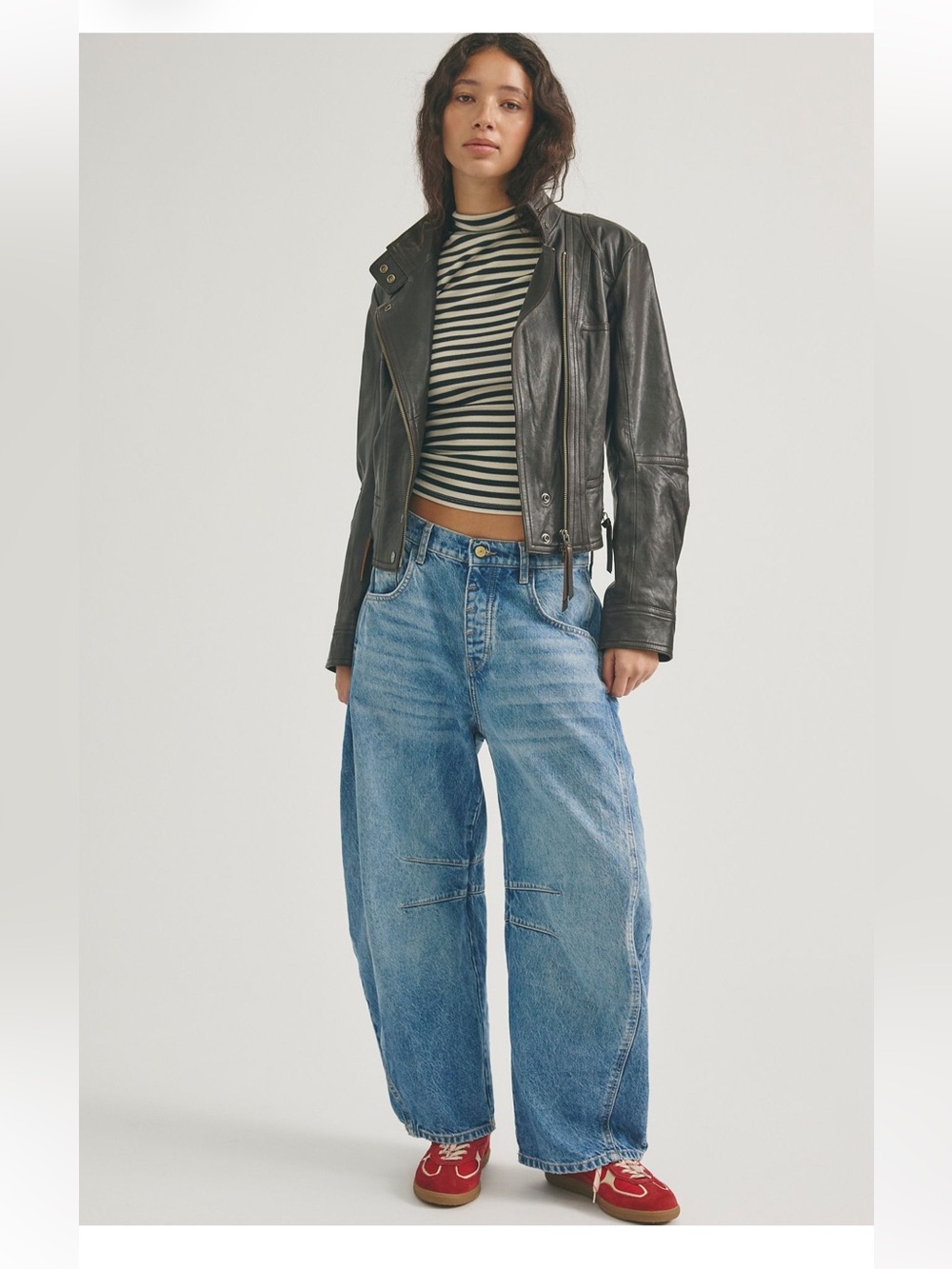Free People We the free Good luck mid rise barrel jeans size 26